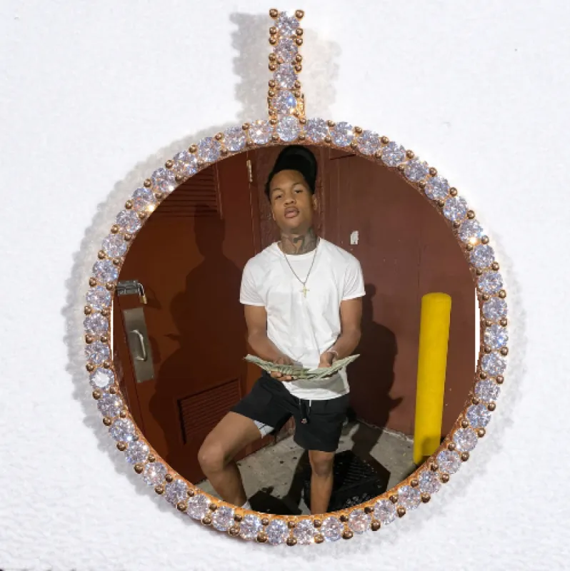 LARGE 3D CIRCLE CUSTOM PICTURE PENDANT made by The GUU Shop