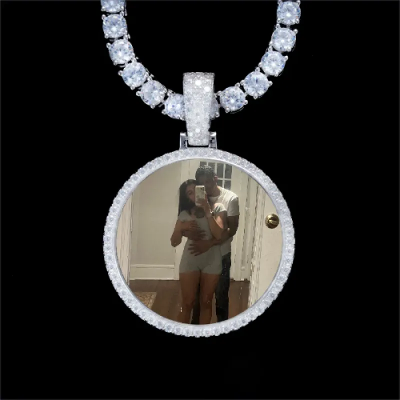 925S & VVS Moissanite 3D Circle Custom Picture Pendant made by The GUU Shop