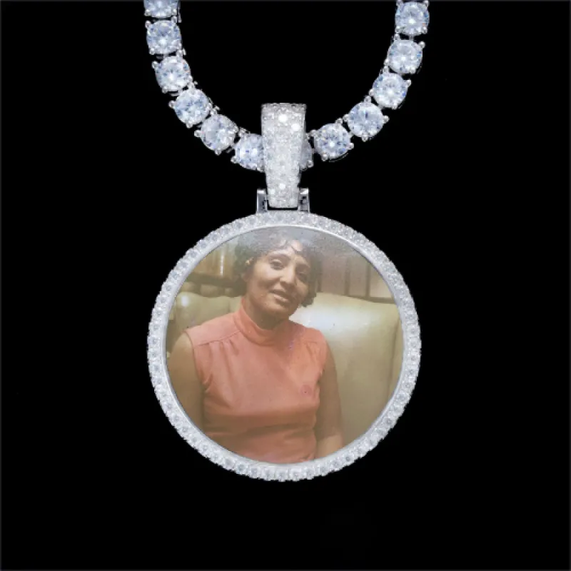 925S & VVS Moissanite 3D Circle Custom Picture Pendant sold by The GUU Shop