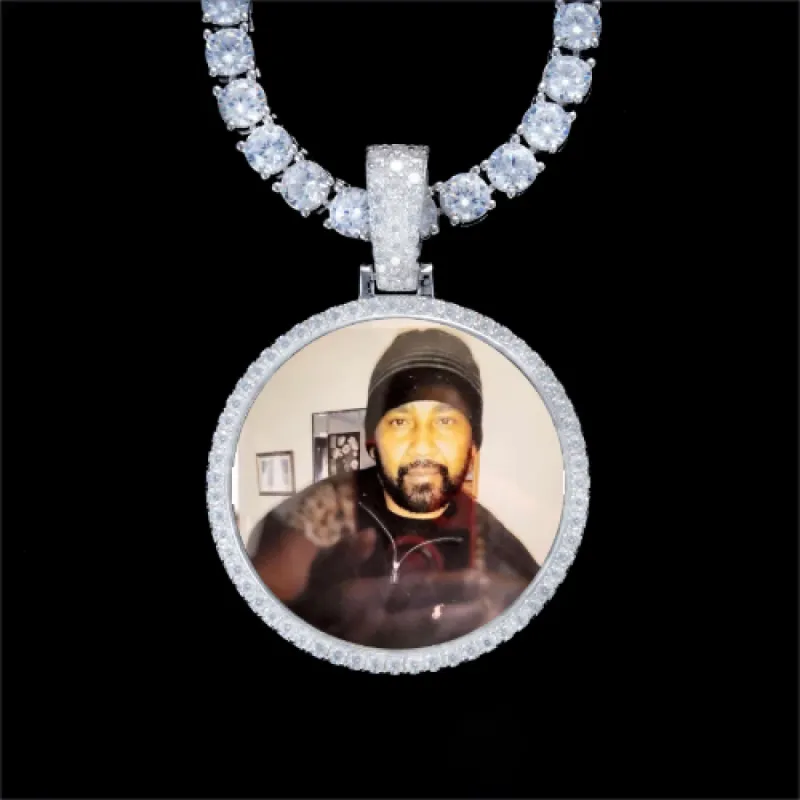 925S & VVS Moissanite 3D Circle Custom Picture Pendant made by The GUU Shop