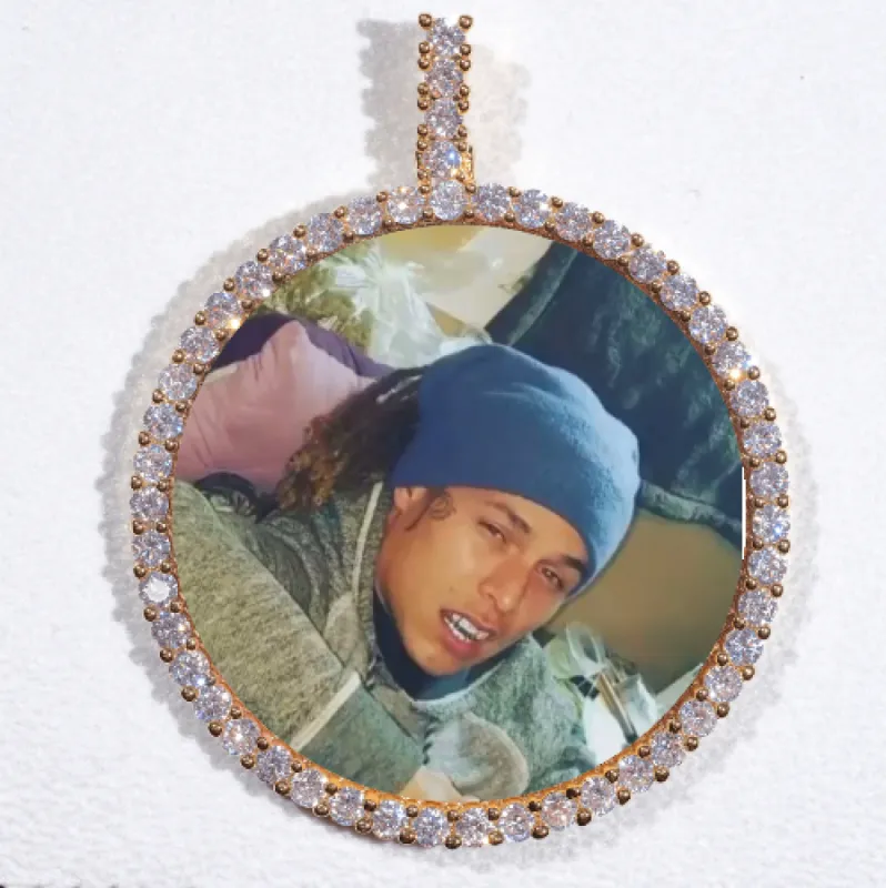 LARGE 3D CIRCLE CUSTOM PICTURE PENDANT made by The GUU Shop