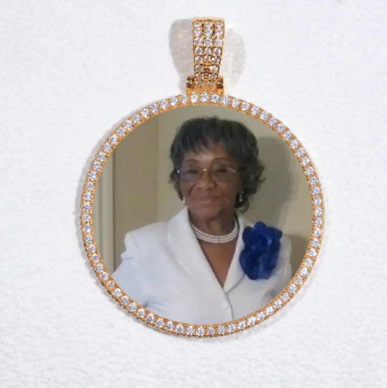 MEDIUM 3D CIRCLE CUSTOM PICTURE PENDANT sold by The GUU Shop