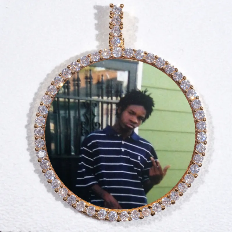 LARGE 3D CIRCLE CUSTOM PICTURE PENDANT made by The GUU Shop
