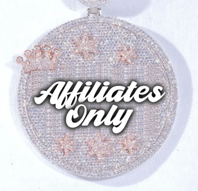 CUSTOM LETTER NECKLACE 3D BIG CROWN DISC made by The GUU Shop