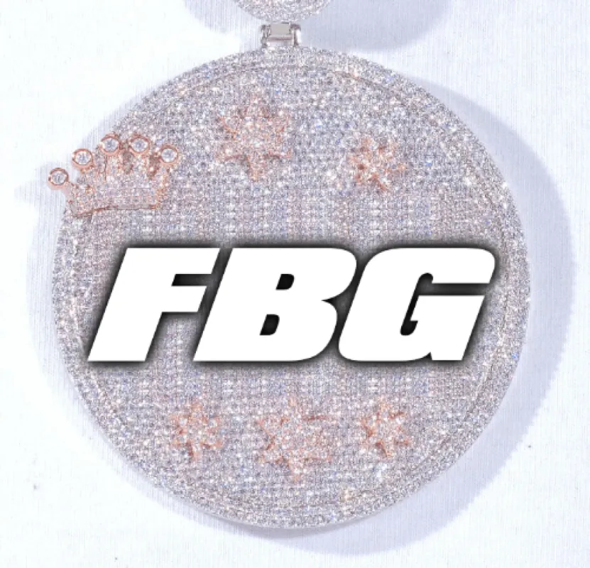 CUSTOM LETTER NECKLACE 3D BIG CROWN DISC made by The GUU Shop