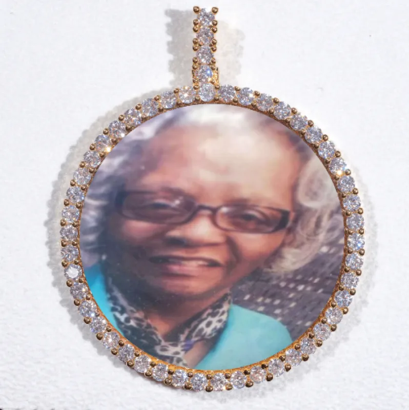 LARGE 3D CIRCLE CUSTOM PICTURE PENDANT sold by The GUU Shop