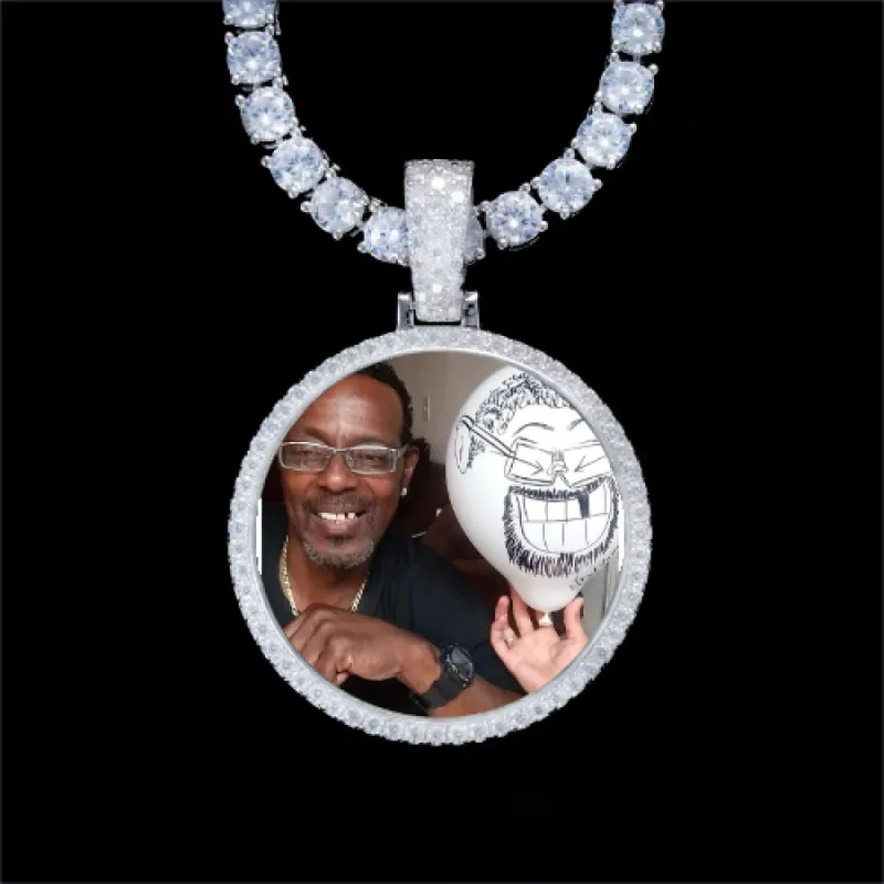 925S & VVS Moissanite 3D Circle Custom Picture Pendant made by The GUU Shop