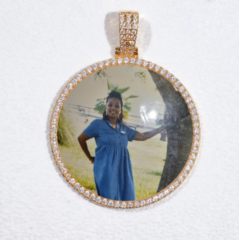MEDIUM 3D CIRCLE CUSTOM PICTURE PENDANT sold by The GUU Shop
