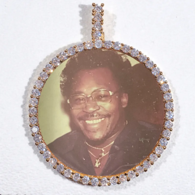 LARGE 3D CIRCLE CUSTOM PICTURE PENDANT made by The GUU Shop