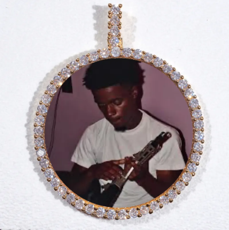 LARGE 3D CIRCLE CUSTOM PICTURE PENDANT made by The GUU Shop