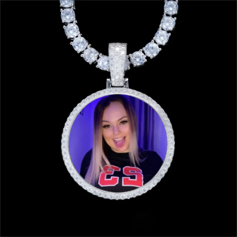 925S & VVS Moissanite 3D Circle Custom Picture Pendant sold by The GUU Shop