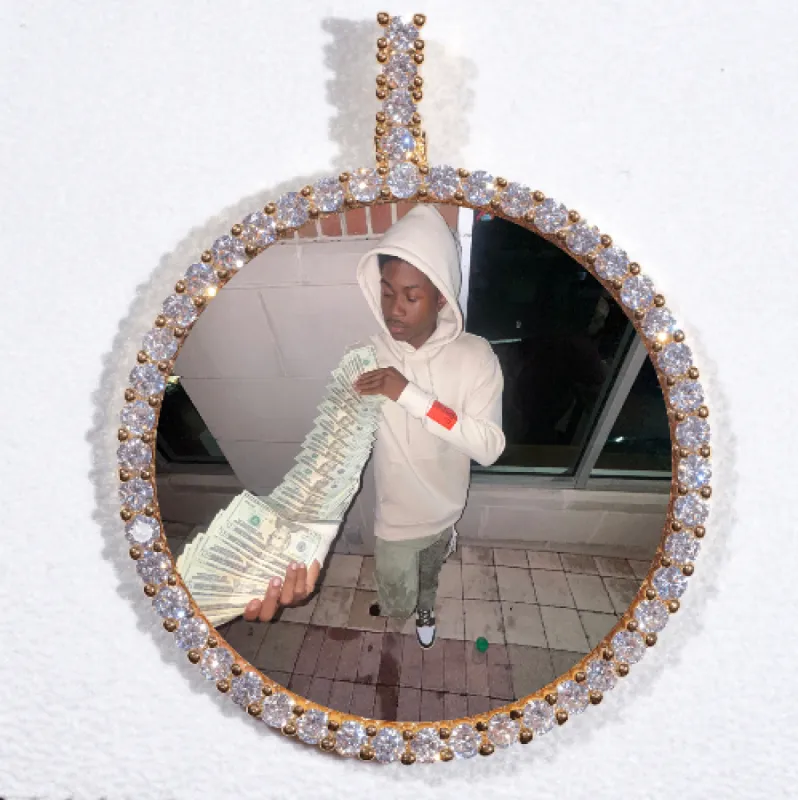 LARGE 3D CIRCLE CUSTOM PICTURE PENDANT made by The GUU Shop