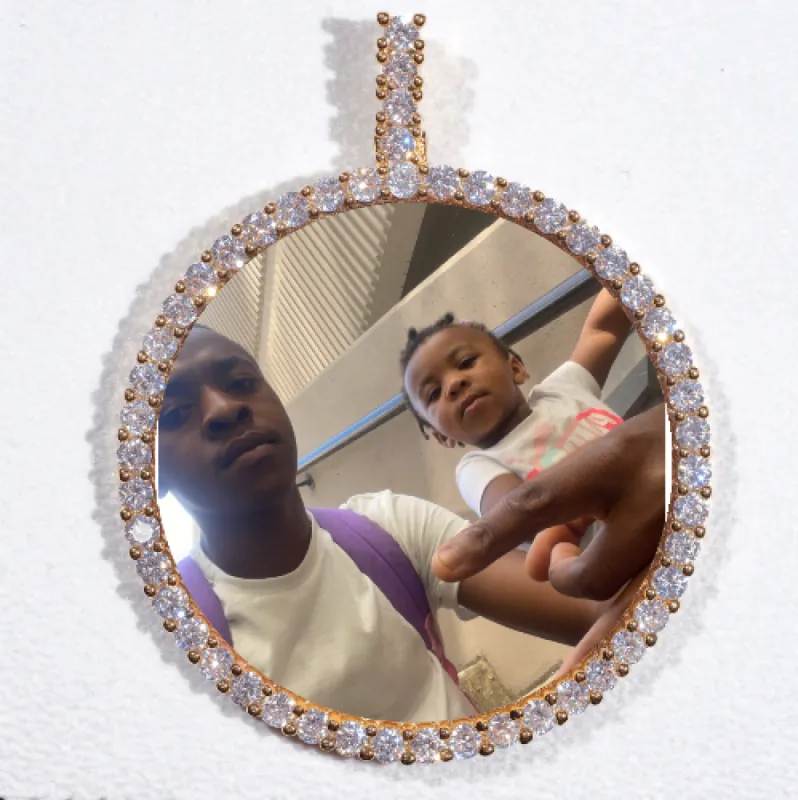 LARGE 3D CIRCLE CUSTOM PICTURE PENDANT made by The GUU Shop