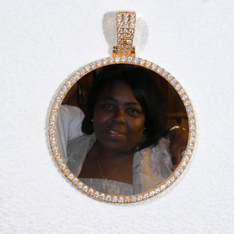 MEDIUM 3D CIRCLE CUSTOM PICTURE PENDANT sold by The GUU Shop