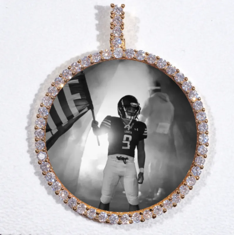 LARGE 3D CIRCLE CUSTOM PICTURE PENDANT made by The GUU Shop