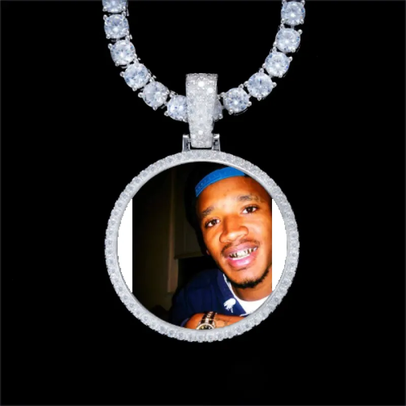 925S & VVS Moissanite 3D Circle Custom Picture Pendant made by The GUU Shop