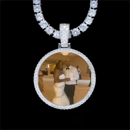 925S & VVS Moissanite 3D Circle Custom Picture Pendant sold by The GUU Shop