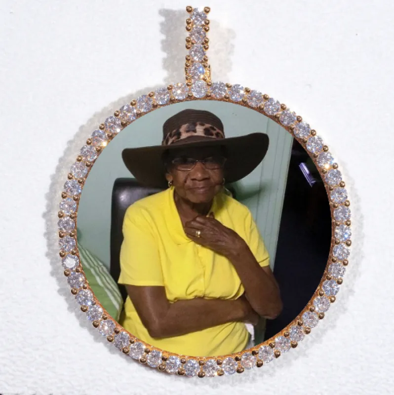 LARGE 3D CIRCLE CUSTOM PICTURE PENDANT sold by The GUU Shop