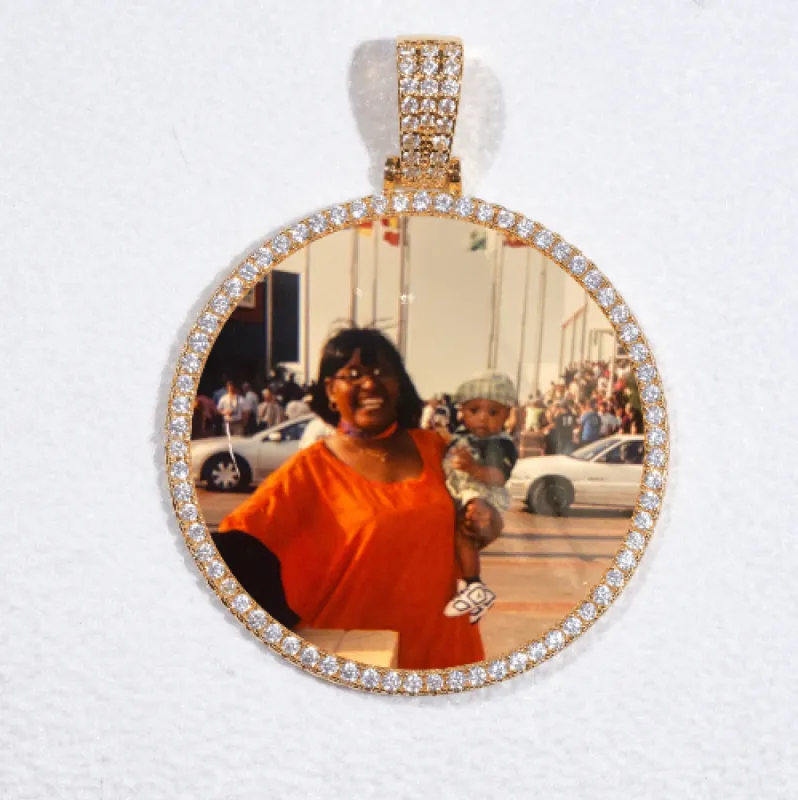 MEDIUM 3D CIRCLE CUSTOM PICTURE PENDANT sold by The GUU Shop