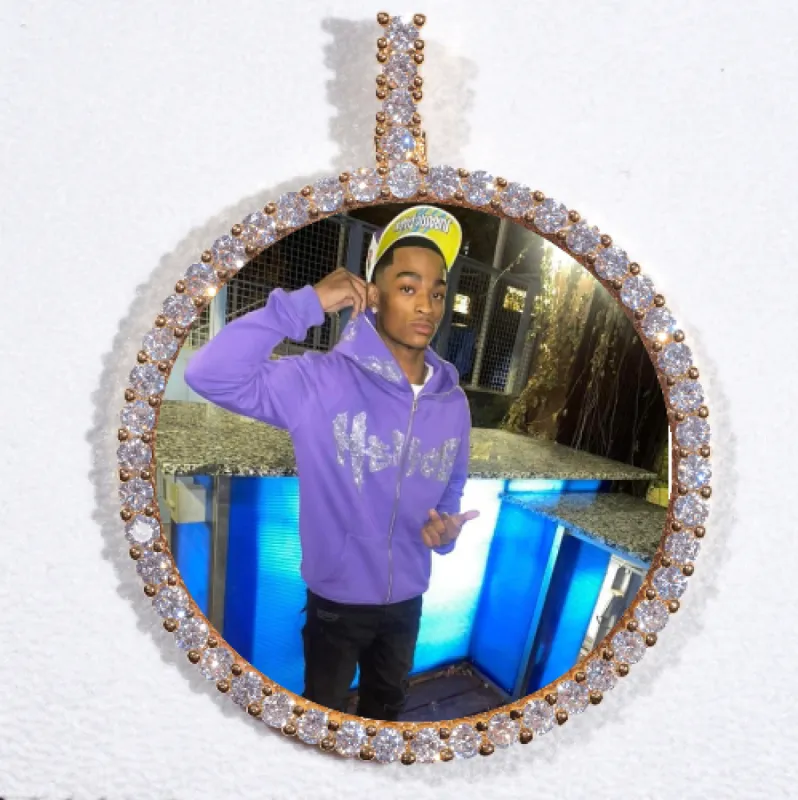 LARGE 3D CIRCLE CUSTOM PICTURE PENDANT made by The GUU Shop
