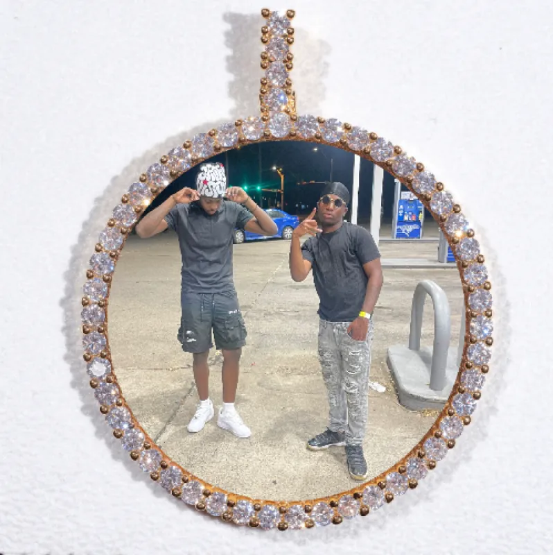 LARGE 3D CIRCLE CUSTOM PICTURE PENDANT made by The GUU Shop