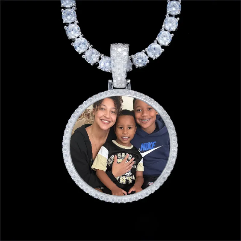 925S & VVS Moissanite 3D Circle Custom Picture Pendant made by The GUU Shop