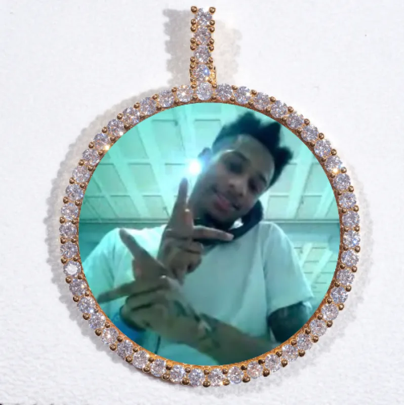 LARGE 3D CIRCLE CUSTOM PICTURE PENDANT made by The GUU Shop