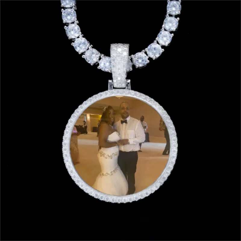 925S & VVS Moissanite 3D Circle Custom Picture Pendant sold by The GUU Shop