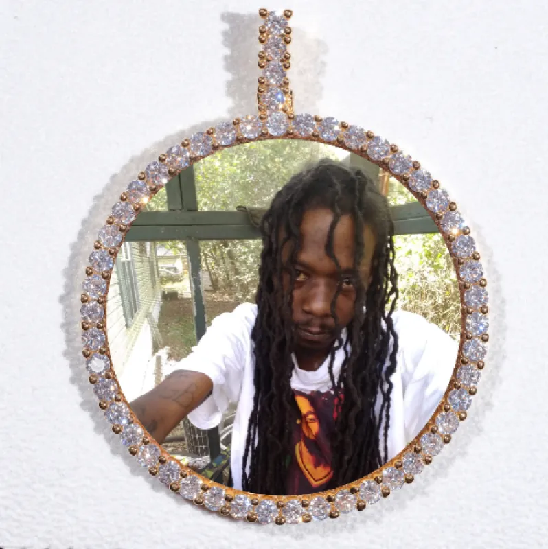 LARGE 3D CIRCLE CUSTOM PICTURE PENDANT made by The GUU Shop