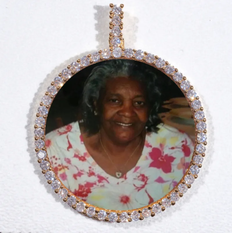 LARGE 3D CIRCLE CUSTOM PICTURE PENDANT sold by The GUU Shop