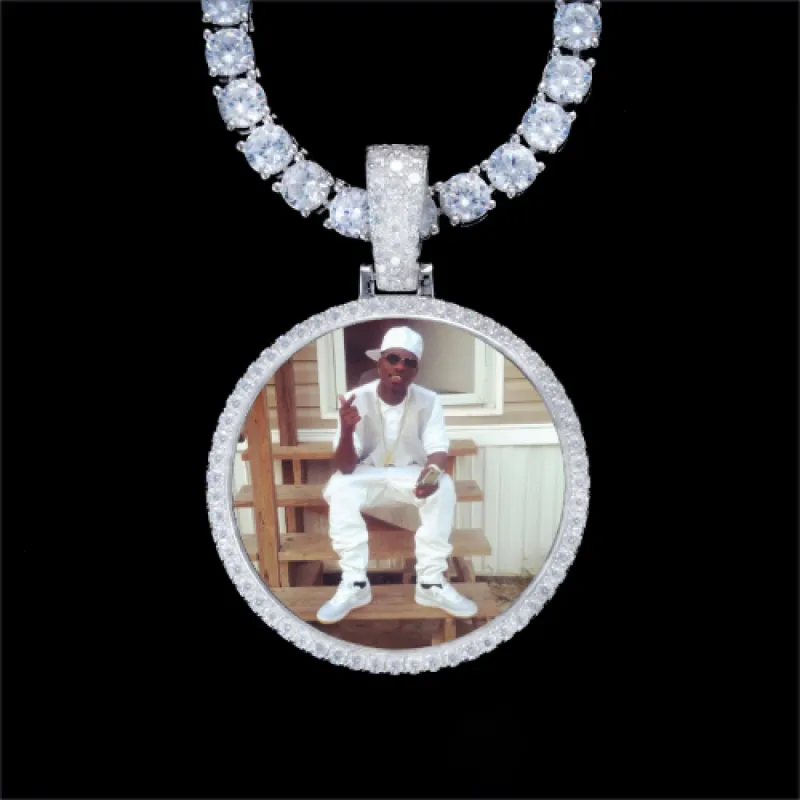 925S & VVS Moissanite 3D Circle Custom Picture Pendant made by The GUU Shop