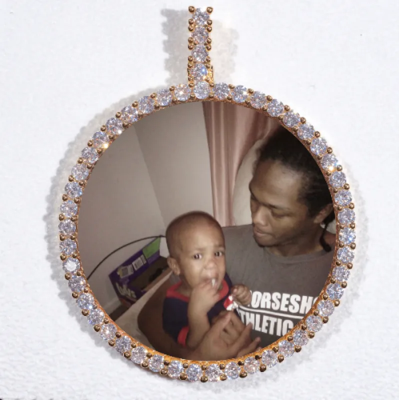 LARGE 3D CIRCLE CUSTOM PICTURE PENDANT made by The GUU Shop