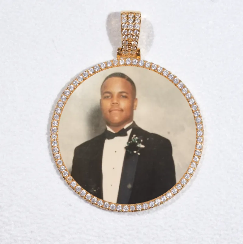 MEDIUM 3D CIRCLE CUSTOM PICTURE PENDANT sold by The GUU Shop