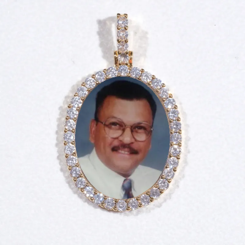 3D Oval Custom Picture Pendant made by The GUU Shop