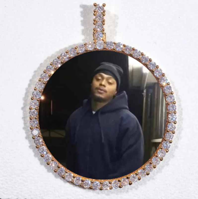 LARGE 3D CIRCLE CUSTOM PICTURE PENDANT made by The GUU Shop