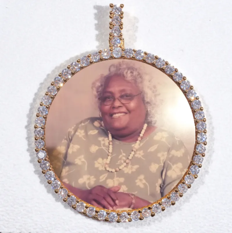 LARGE 3D CIRCLE CUSTOM PICTURE PENDANT sold by The GUU Shop