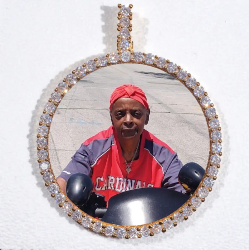 LARGE 3D CIRCLE CUSTOM PICTURE PENDANT sold by The GUU Shop