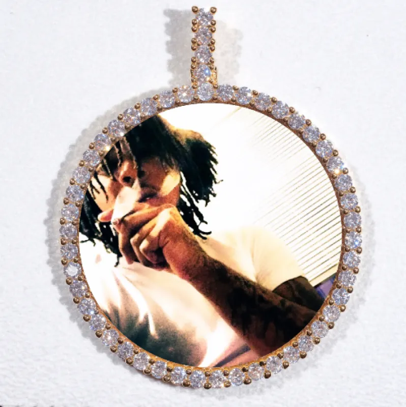 LARGE 3D CIRCLE CUSTOM PICTURE PENDANT made by The GUU Shop
