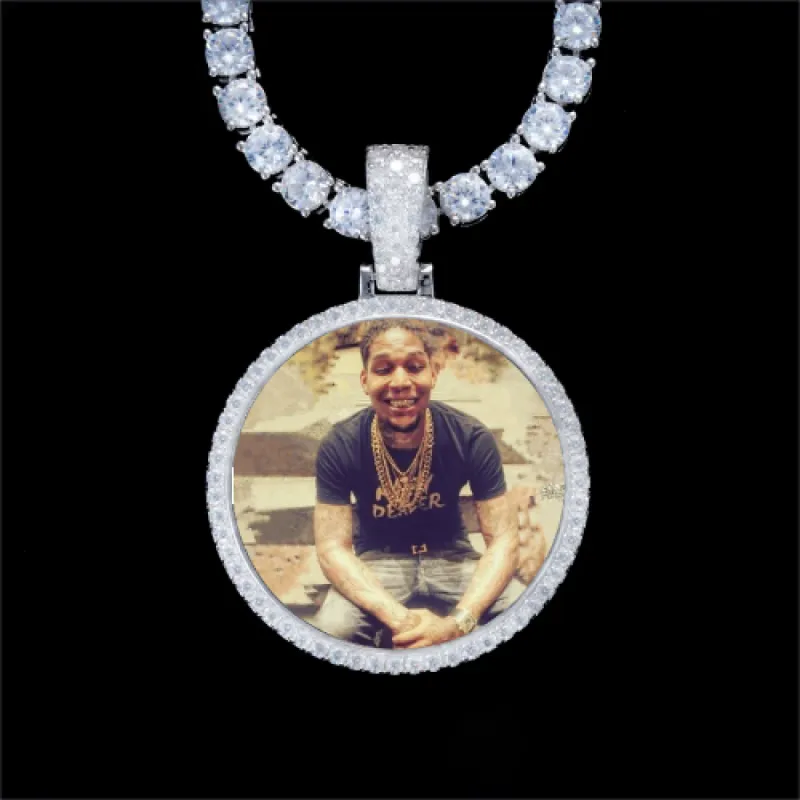 925S & VVS Moissanite 3D Circle Custom Picture Pendant made by The GUU Shop