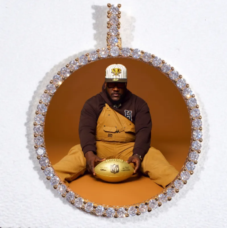 LARGE 3D CIRCLE CUSTOM PICTURE PENDANT sold by The GUU Shop