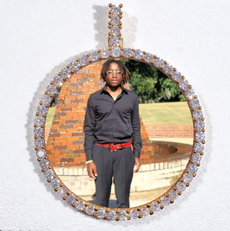 LARGE 3D CIRCLE CUSTOM PICTURE PENDANT sold by The GUU Shop