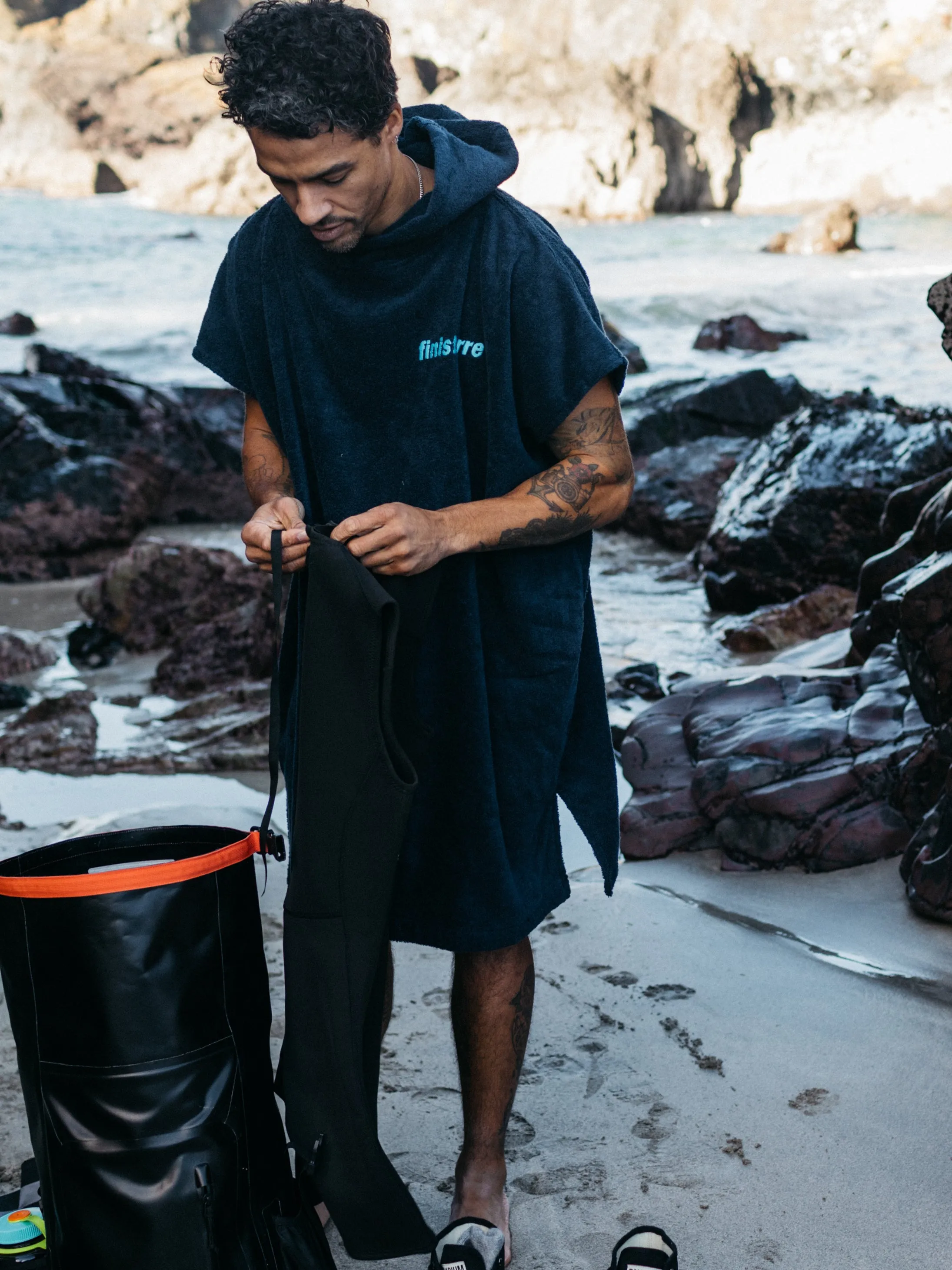 Vean Changing Robe sold by Finisterre product image thumbnail 2