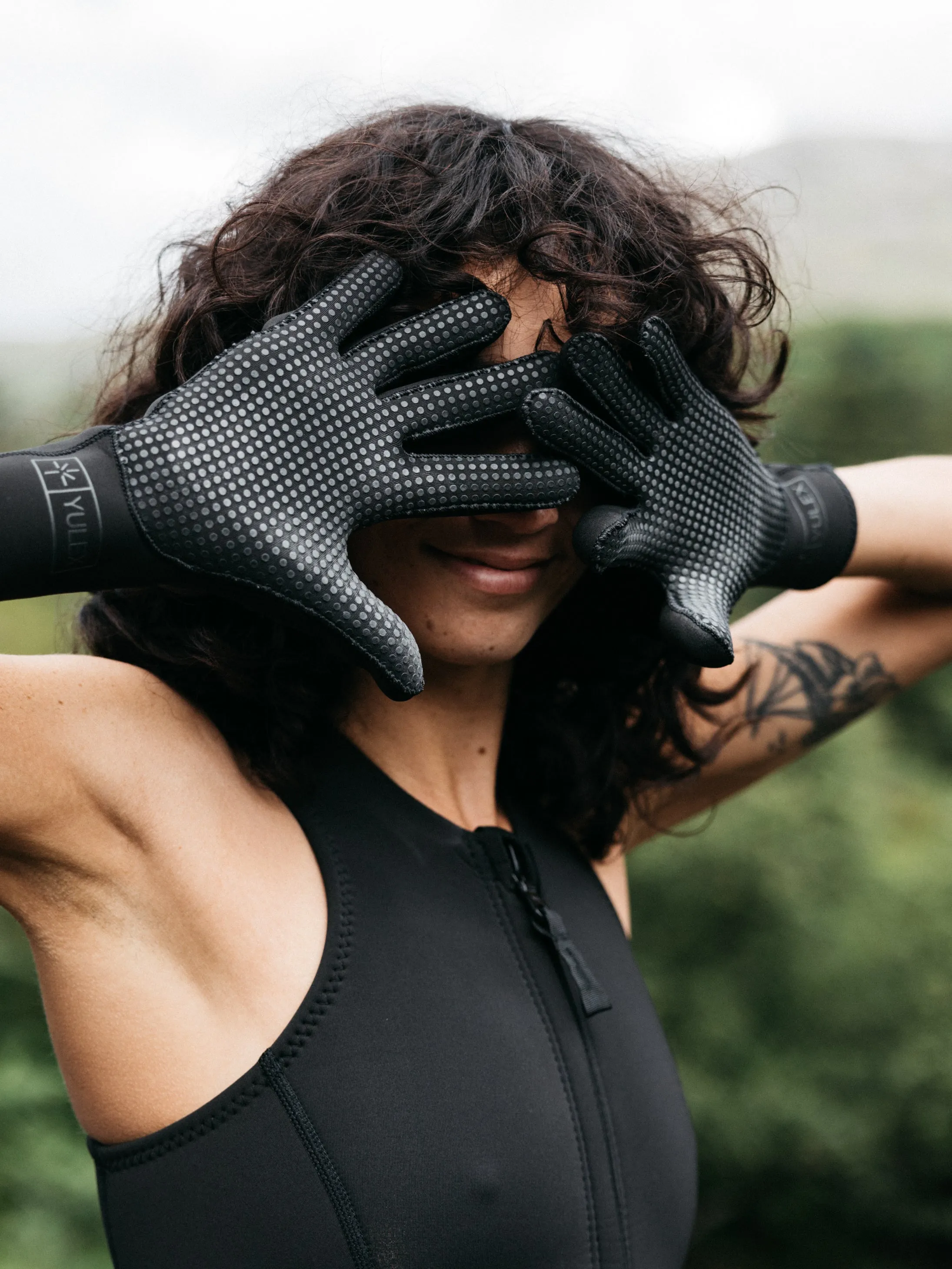 Nieuwland 3s Yulex® Gloves sold by Finisterre product image thumbnail 3