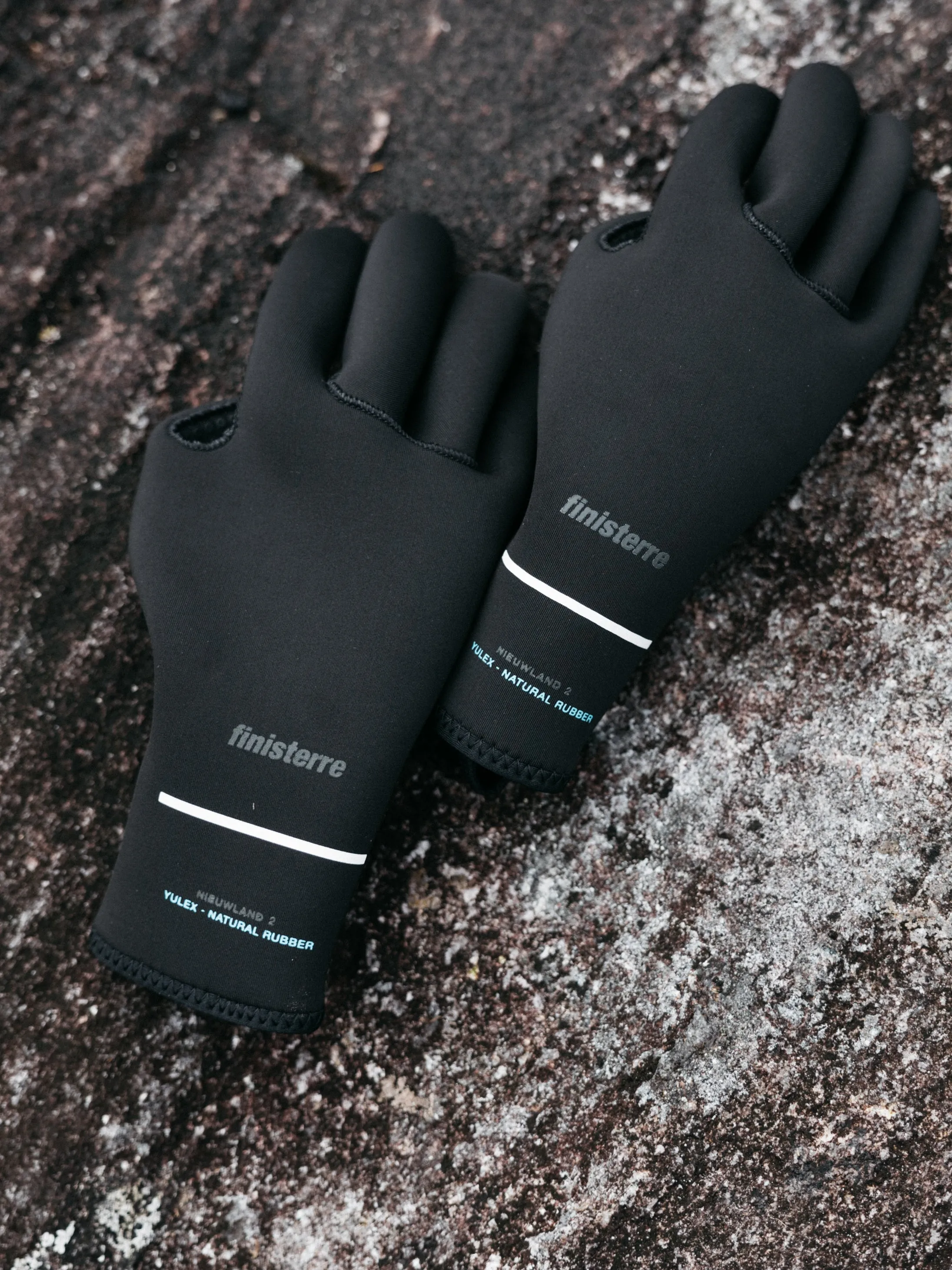 Nieuwland 3s Yulex® Gloves sold by Finisterre product image thumbnail 2