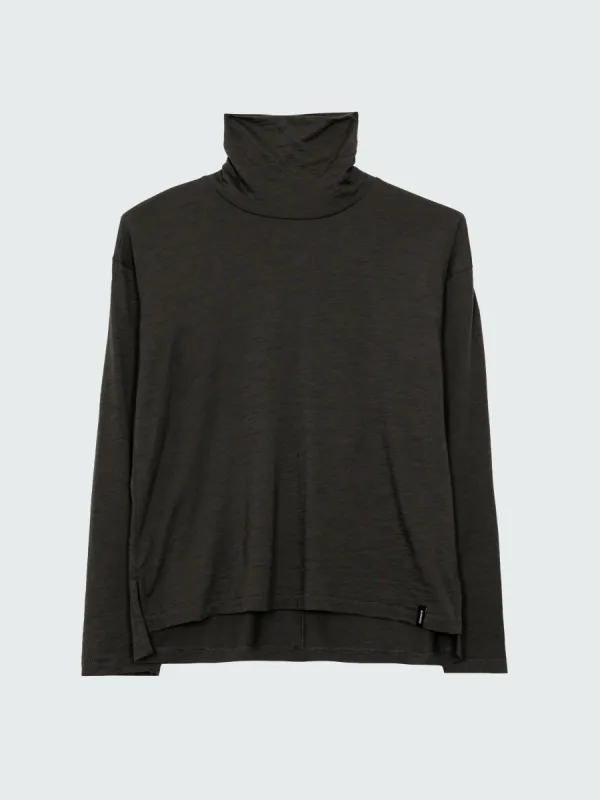 Women's Seeker Merino High Neck T-Shirt sold by Finisterre