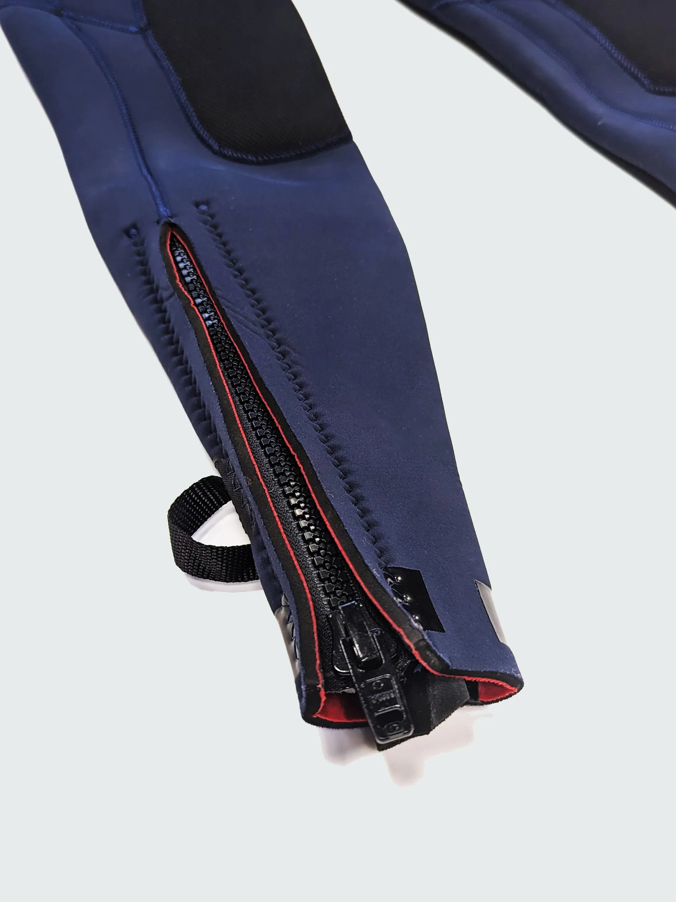 Women's Nieuwland 5mm Yulex® Adapted Back Zip Wetsuit sold by Finisterre product image thumbnail 5