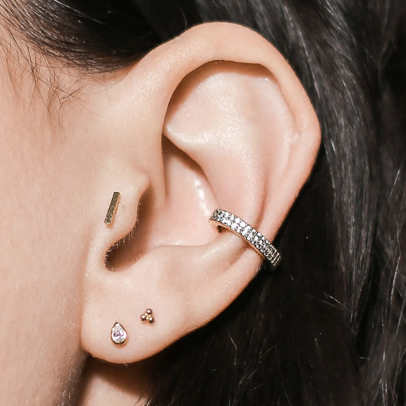 Little Bar Push Pin Flat Back Earring sold by Maison Miru product image thumbnail 2