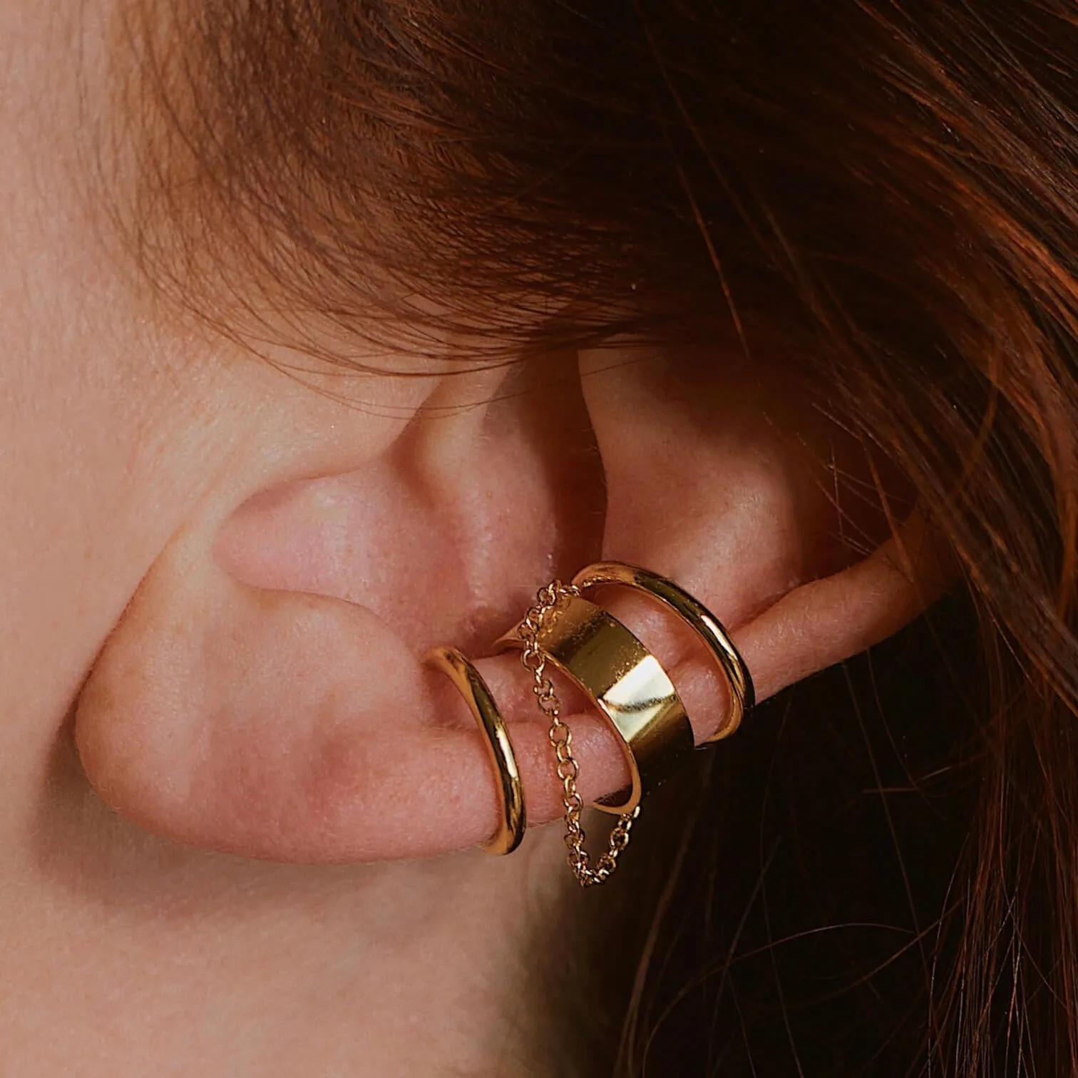 Sample Item: Arc Chain Ear Cuff sold by Maison Miru product image thumbnail 2