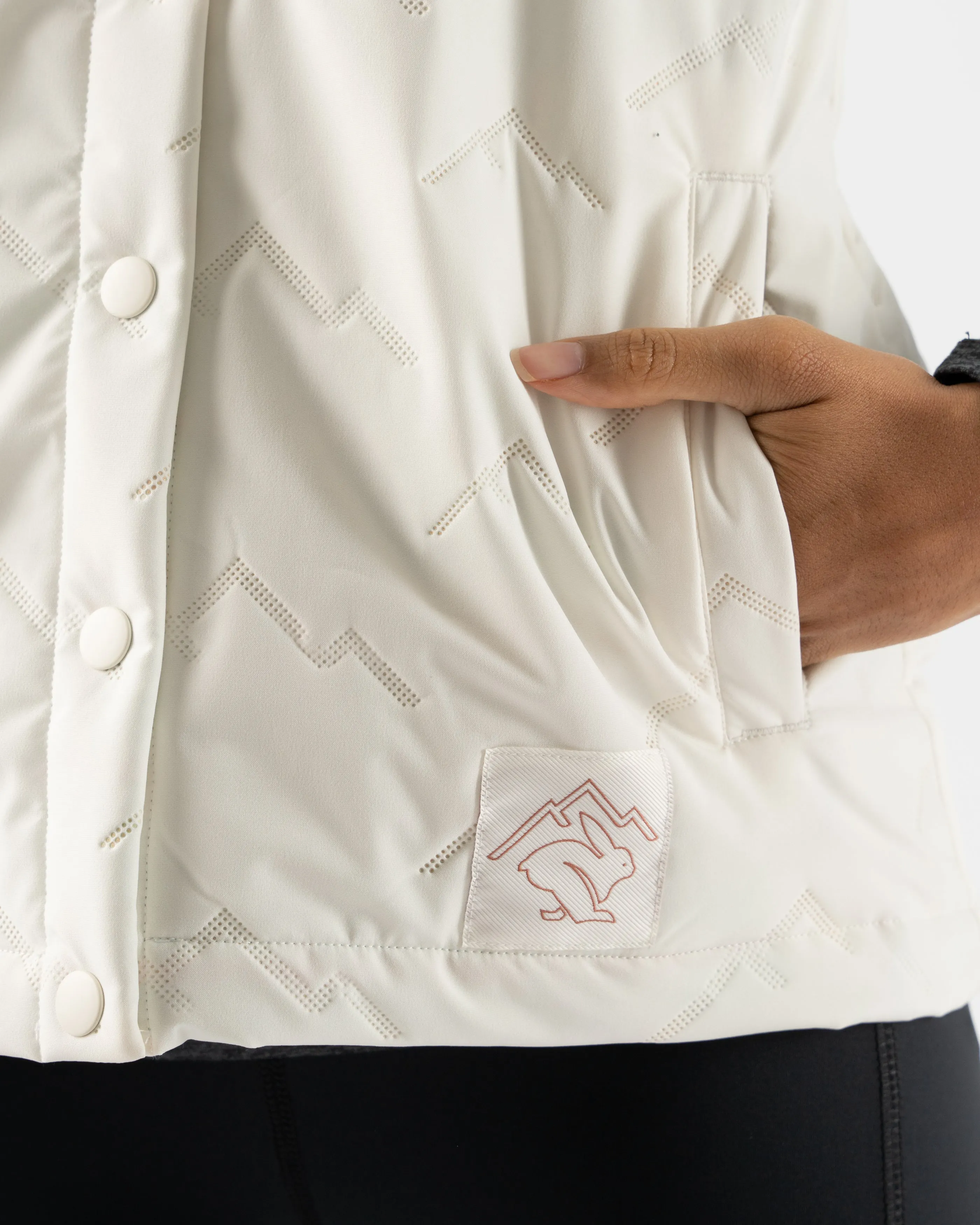 Dawn To Dusk Vest sold by rabbit product image thumbnail 5