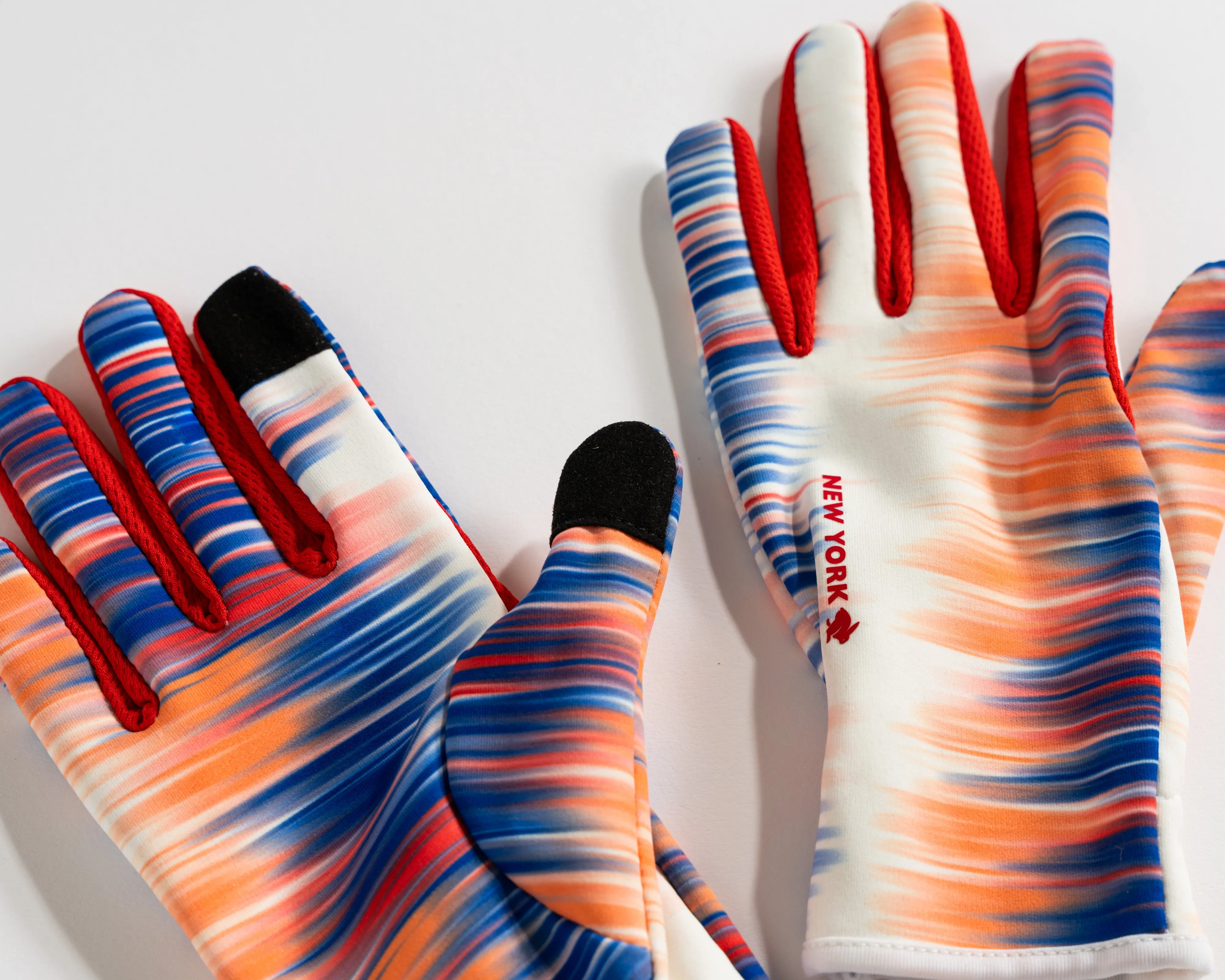 Tech Gloves | NYC sold by rabbit product image thumbnail 2